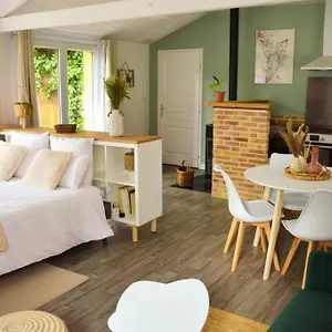 Cosy Au Coeur De La Foret De Broceliande Beignon